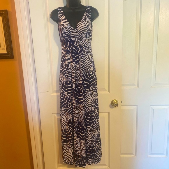 “LILLY PULITZER” Sloan Jersey Maxi Dress in Cabana - Picture 4 of 16